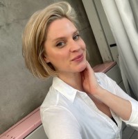 Anna Ayers Email & Phone Number