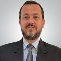 Marcelo Neves Email