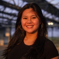 Elle Galindo Email