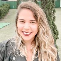 Luana Azeredo Email & Phone Number