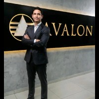 Avalon Casa de Bolsa Employee Arnold Benítez Riveros's profile photo