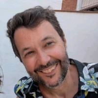 Iván Sanz Email