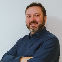 Adrian Bleichert Email