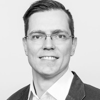 Eirikur Thorsteinsson Email