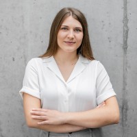 Anna Wójtowicz Email