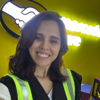 SouSmile Employee Luiza Garzim's profile photo