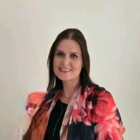 Tertia Hills Email