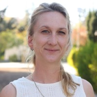 Corinna Bender Email