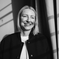 Sandra Benger Email & Phone Number