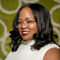 Headway Employee Roxie Williams's profile photo