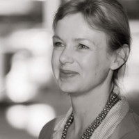 Anne Stephens Email & Phone Number