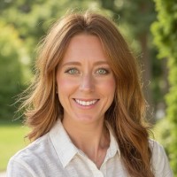 Leah Bennett Email & Phone Number
