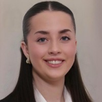 Julia Cziolek Email