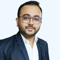 Your Hustler, Inc. Employee Jasmin Rupavatiya's profile photo