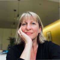 Amanda Adams Email & Phone Number
