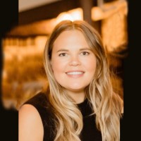 Show Me Your Mumu Employee Britt Wallace's profile photo