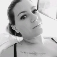 Vanessa Ghirra Email