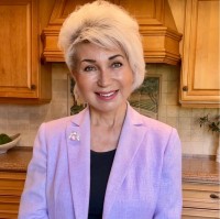 Estate Properties Employee Larissa Rubijevsky's profile photo