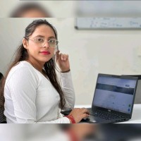 Muskan Kameria Email