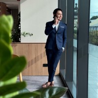 Parcel Property Employee Thanh Nguyen's profile photo