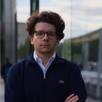 MacIej Kabat Email