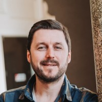 Tom Bright Email