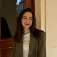 Diana Radomskaya Email