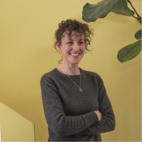 Alessandra di Email