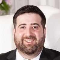 Yirmi Lazar Email