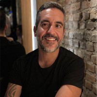 AE Digital Employee Mauricio Diniz's profile photo