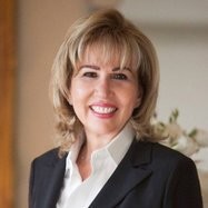 Nourmand & Associates Employee Myra Agent's profile photo