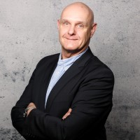 Marco Lennartz Email