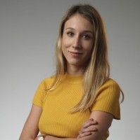 Julieta Santarelli Email