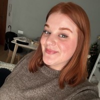 Laura Val Clavera Email