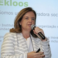 Instituto Ekloos Employee Andréa Gomides's profile photo