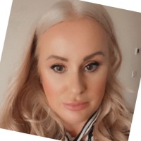 Al Mana Employee Nicola Hargreaves's profile photo