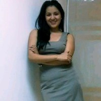 Mayra Robles Acuña Email