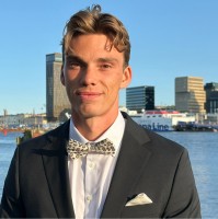 Felix Floberg Email