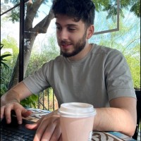 Ray Networks Employee Shay Shahal's profile photo