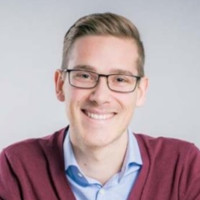 Benjamin Plöchl Email