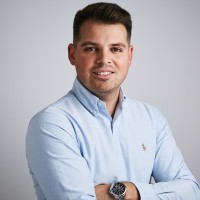 Iván Tomás García Email