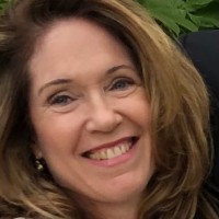Suzanne Mead Email & Phone Number