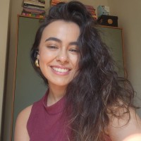 Safira Marostica Email
