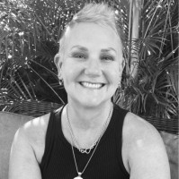 Helen Williamson Email
