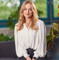 APICON GmbH Employee Julia Walder's profile photo