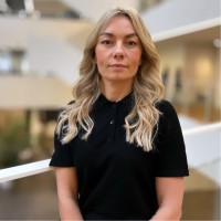 Tina Facius Email
