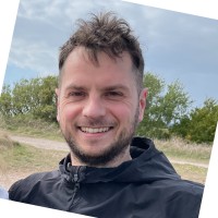 Rafał Wysocki Email