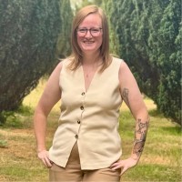 firestartoys.com Employee Karly Eckman's profile photo