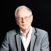 Simon Brault Email