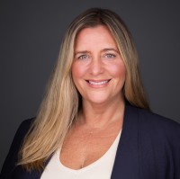 Amanda Weiss Email & Phone Number